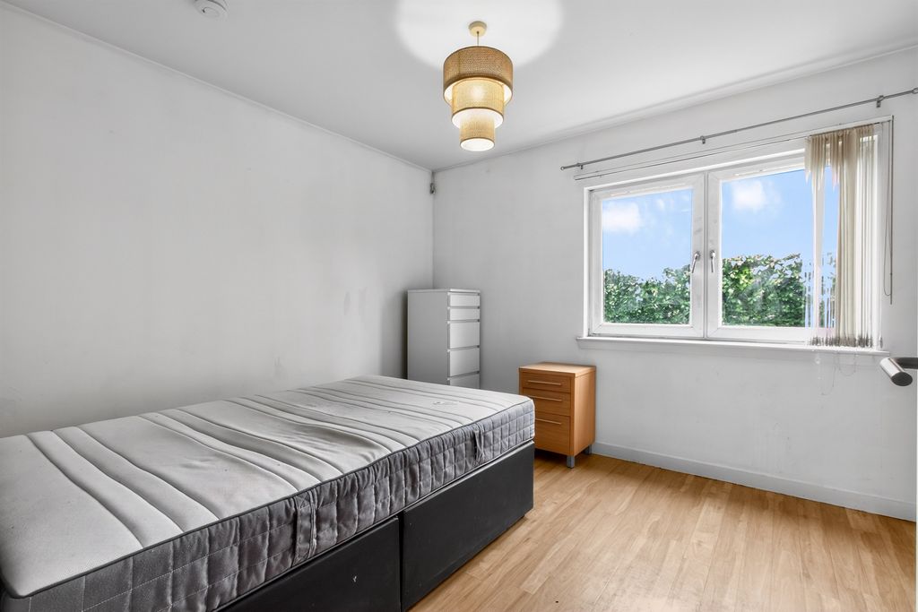 Additional image 14 of 2 bed flat for saleChandlers Court, Stirling FK8