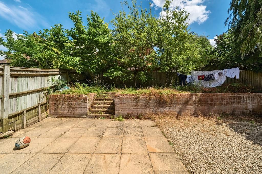 Property photo 2 of 8 External Grounds