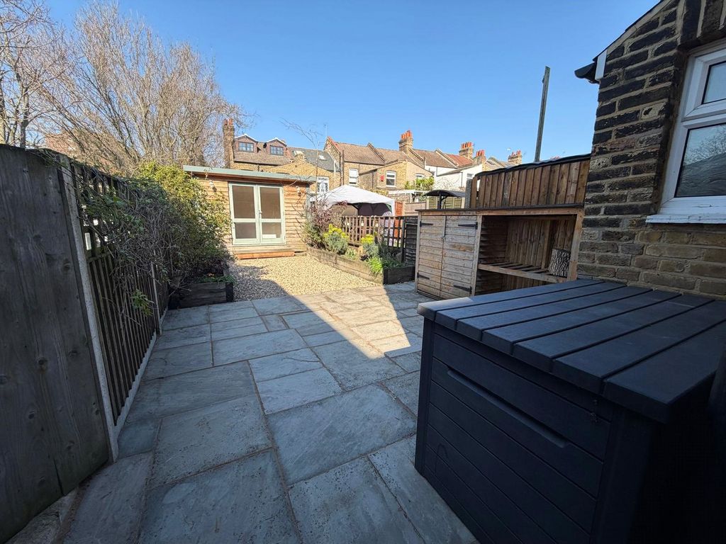 Property photo 2 of 17 Picture 2