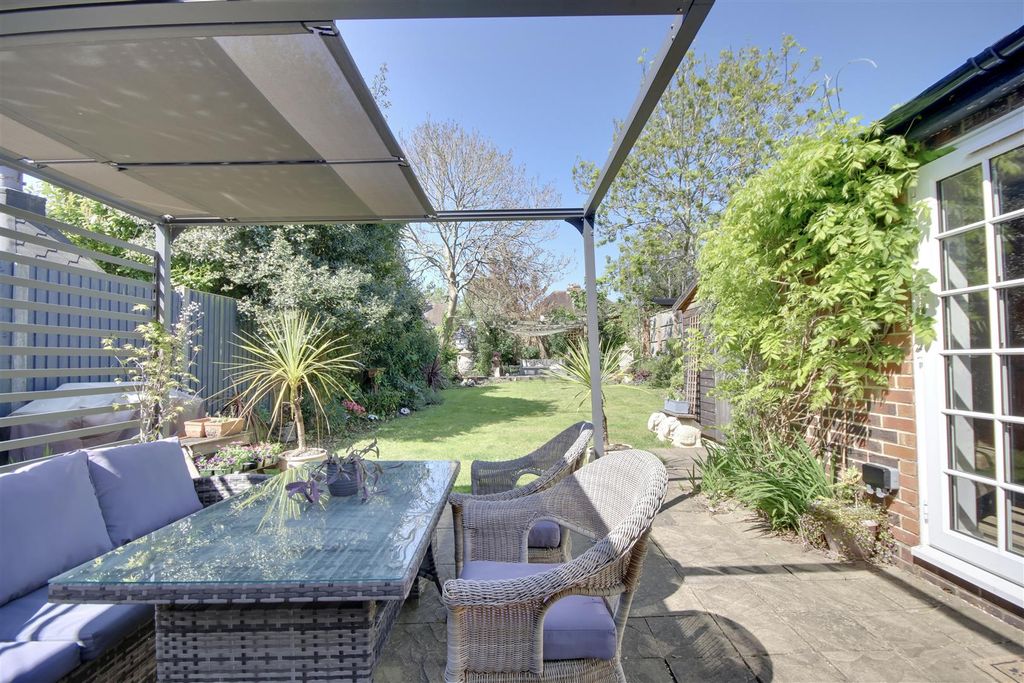 Additional image 25 of 5 bed detached house for saleBrecon Avenue, Portsmouth PO6