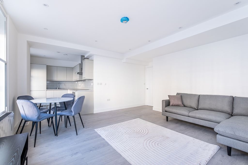 Property photo 3 of 15 86-Sinclair-Court-16