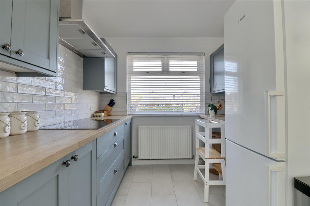 Property photo 1 of 21 C064Ccad-82C2-4Db8-A9E8-1188F27D33E0_1_201_A.Jpeg