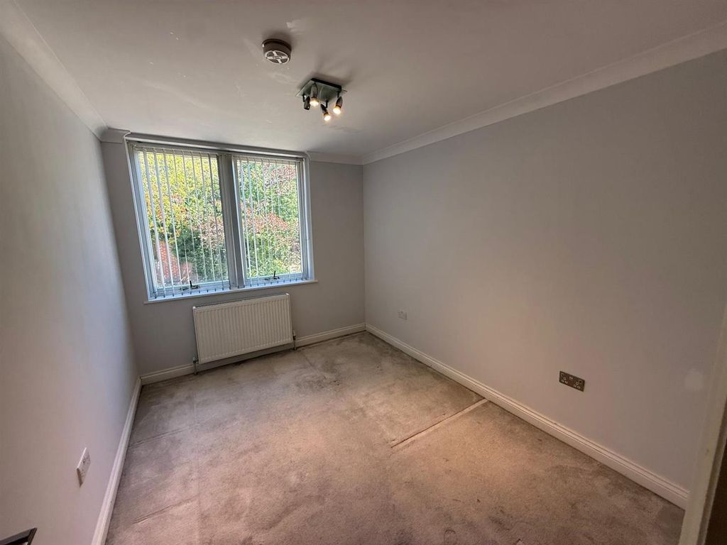 Property photo 3 of 12 4.Jpg