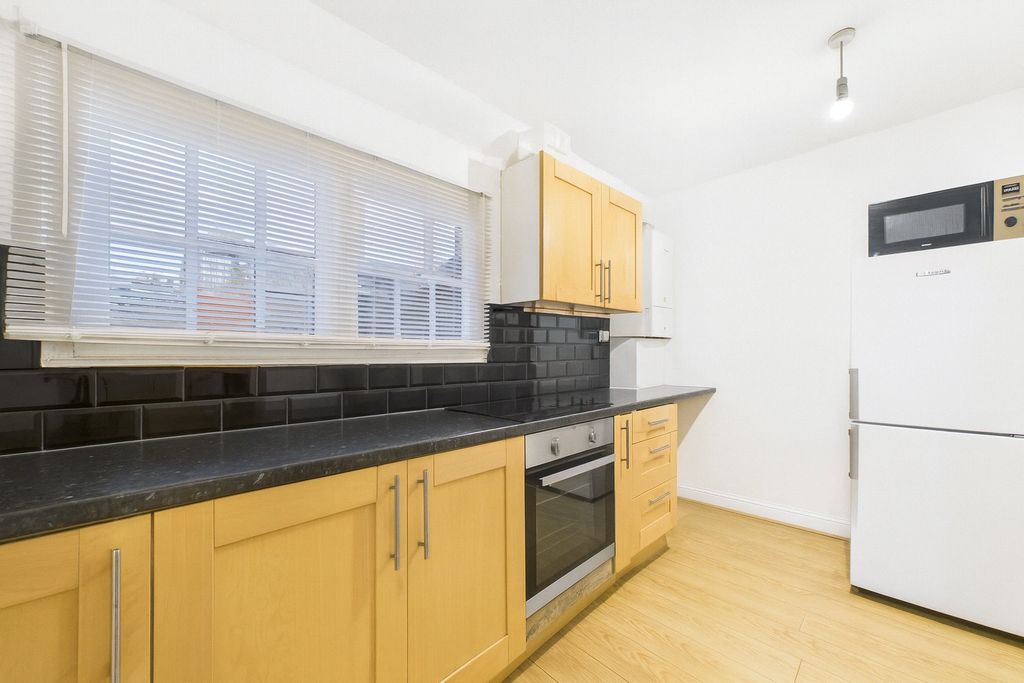 Property photo 2 of 8 Picture No. 05