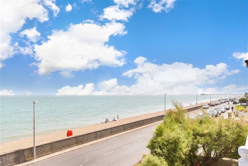 Property photo 1 of 15 Views