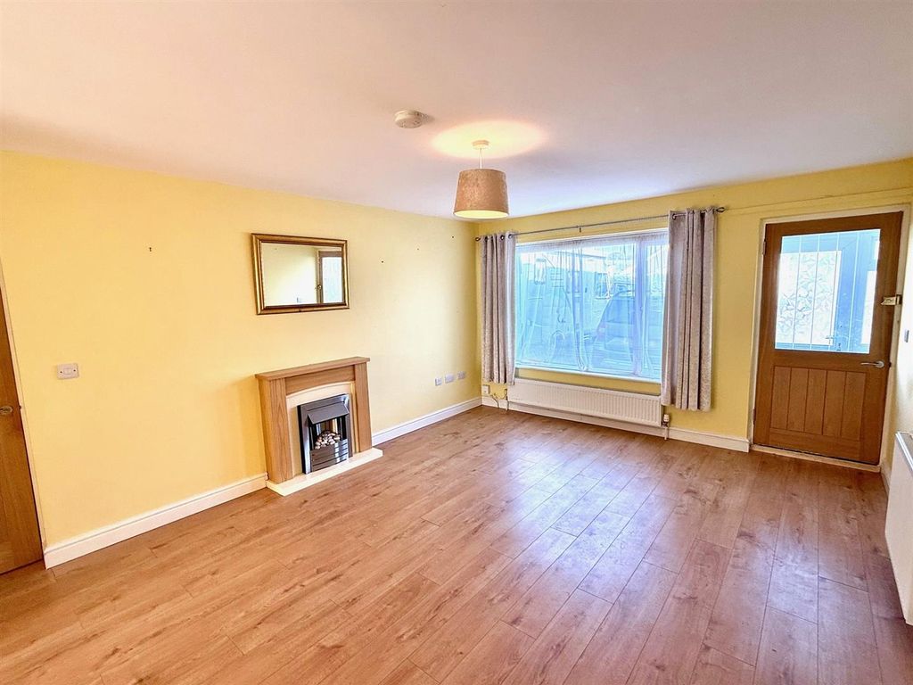 Property photo 3 of 20 Living Room 2.Jpg