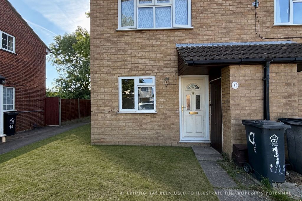 Property photo 1 of 8