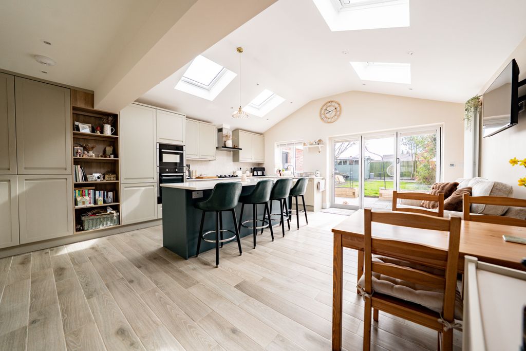 Property photo 1 of 25 Dsc01696