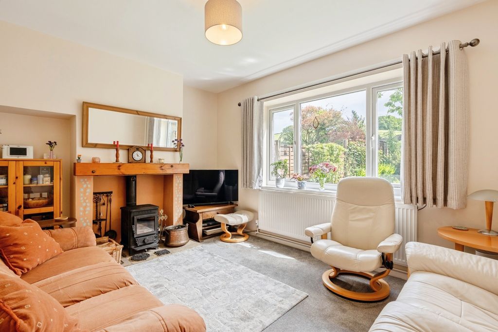 Property photo 2 of 30 Pbox-Img.Jpg
