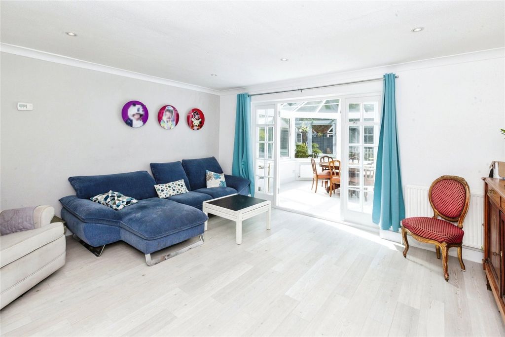 Property photo 2 of 15 Picture No. 29