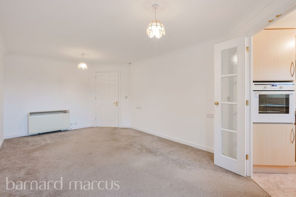 Property photo 3 of 10