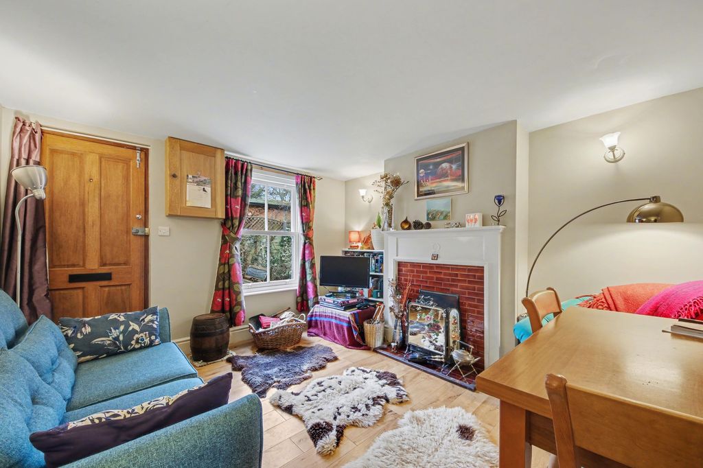 Property photo 3 of 15