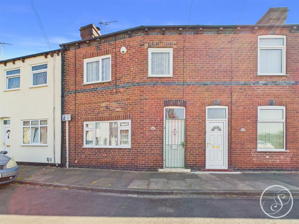 Property photo 1 of 15 External