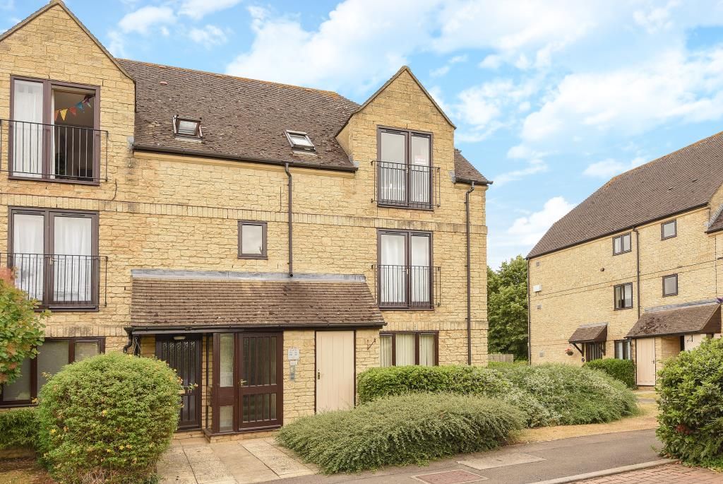 Property photo 2 of 3 External