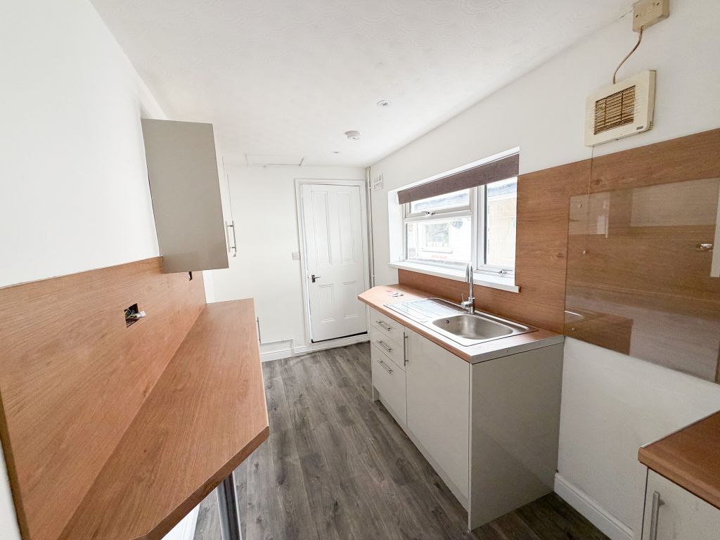 Property photo 2 of 11 Img_5202