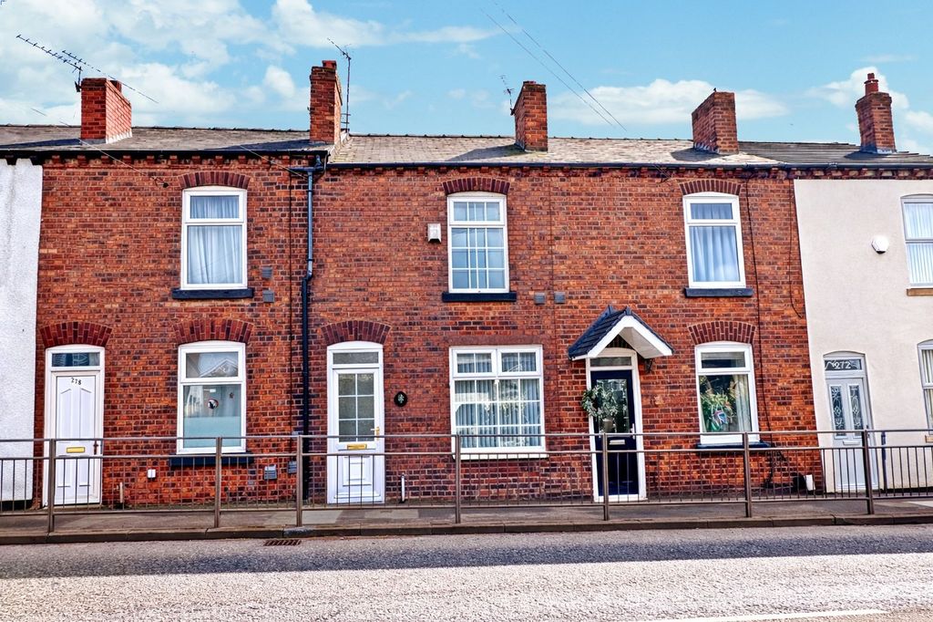 Property photo 1 of 8 External