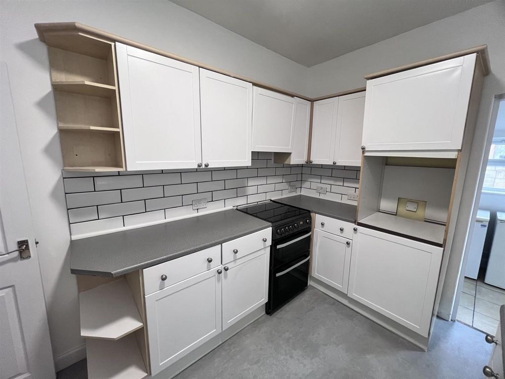 Property photo 3 of 9 4.Jpg