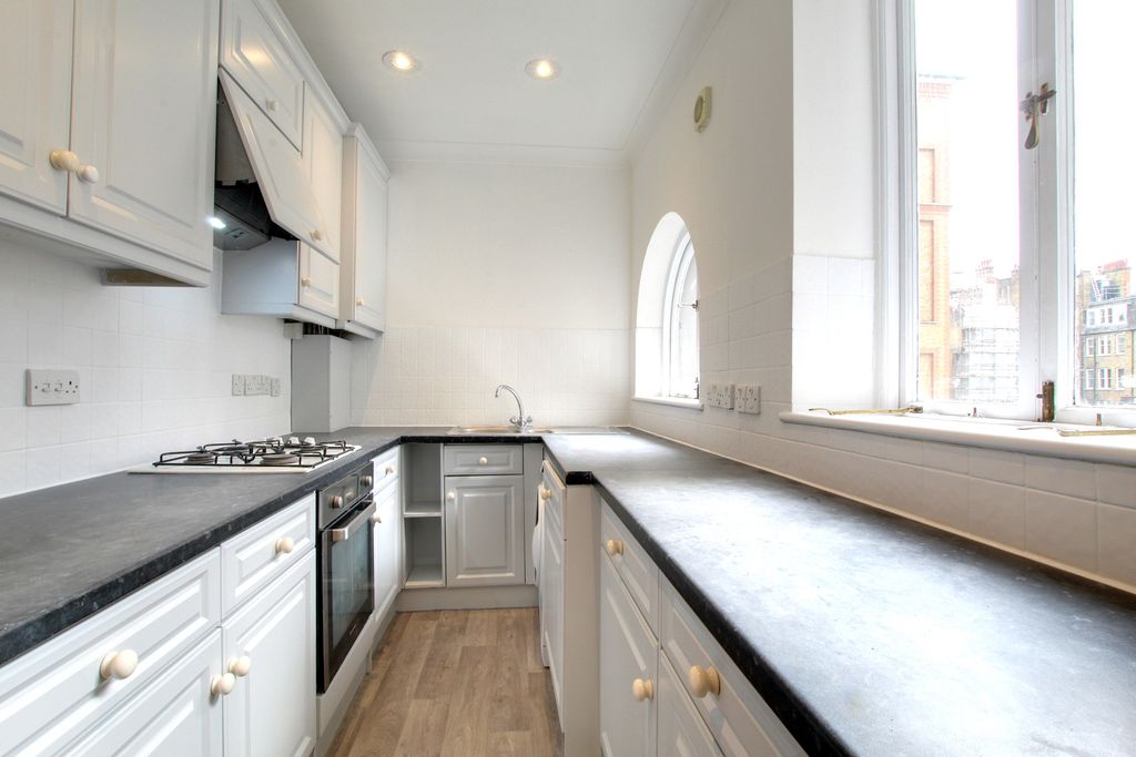 Property photo 3 of 10 3.Jpg