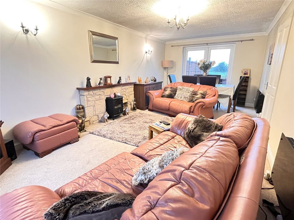 Property photo 3 of 19 Picture No. 04