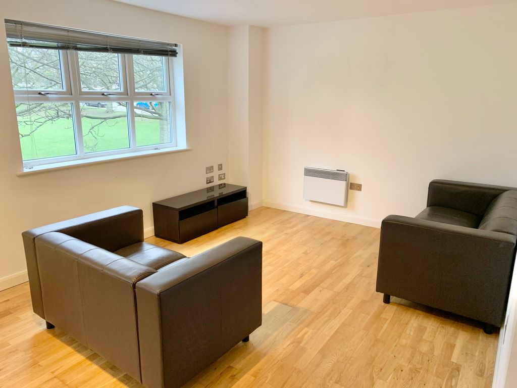 Property photo 3 of 9