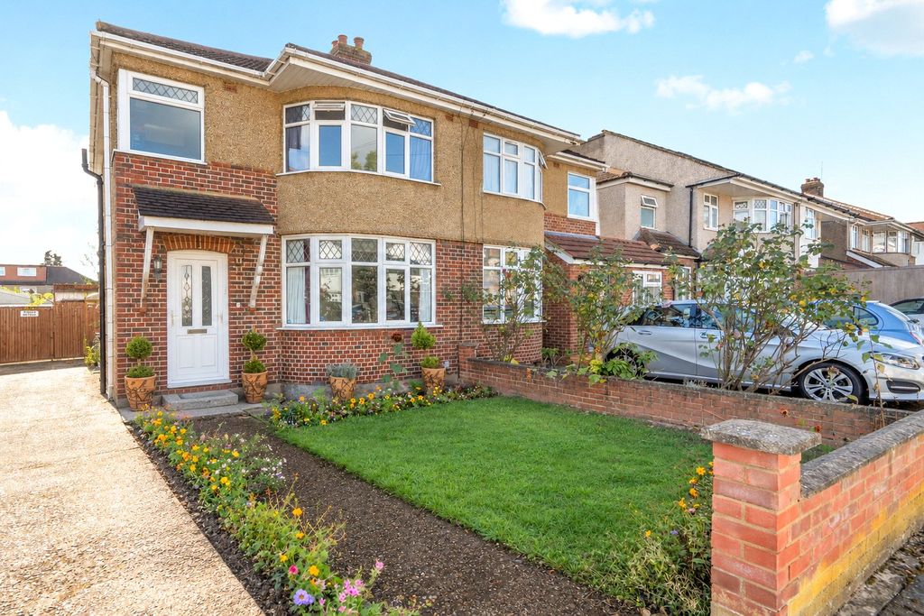 Property photo 1 of 17 Picture No. 30