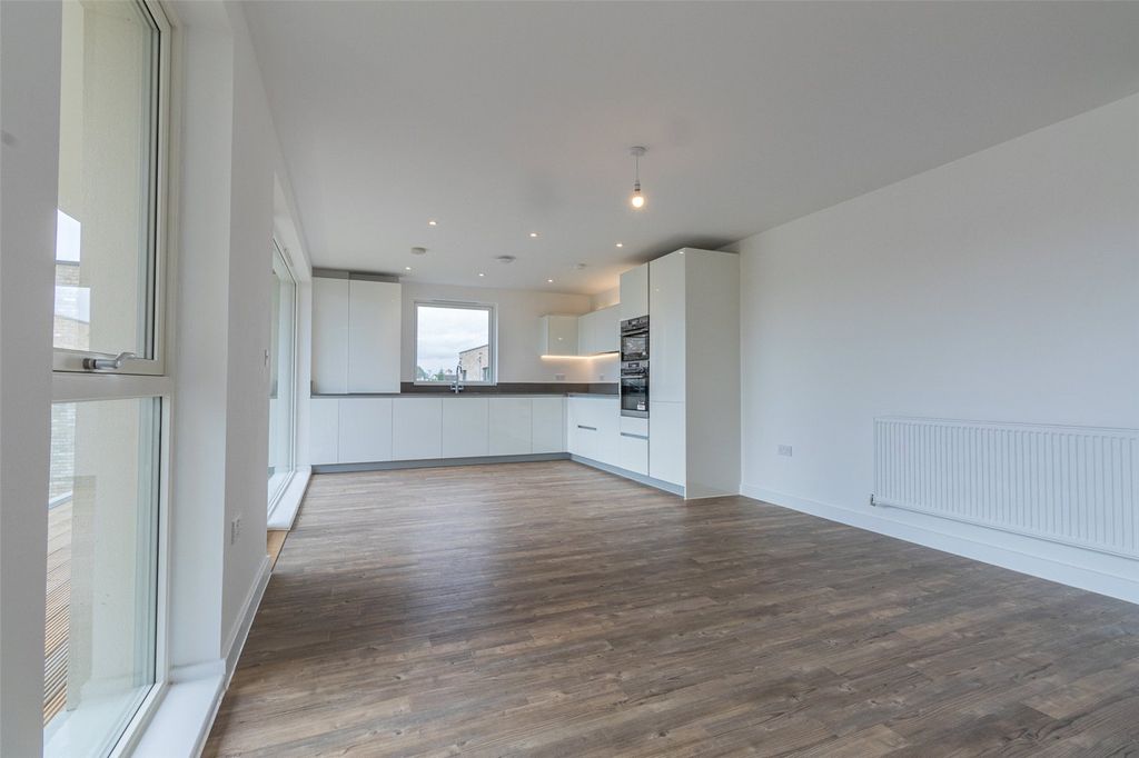 Property photo 3 of 13 Picture No. 04