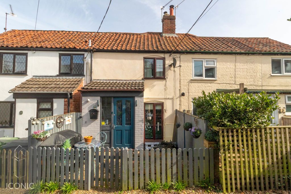 Property photo 1 of 10 Photo 1