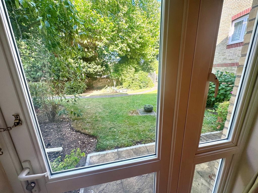Property photo 3 of 8