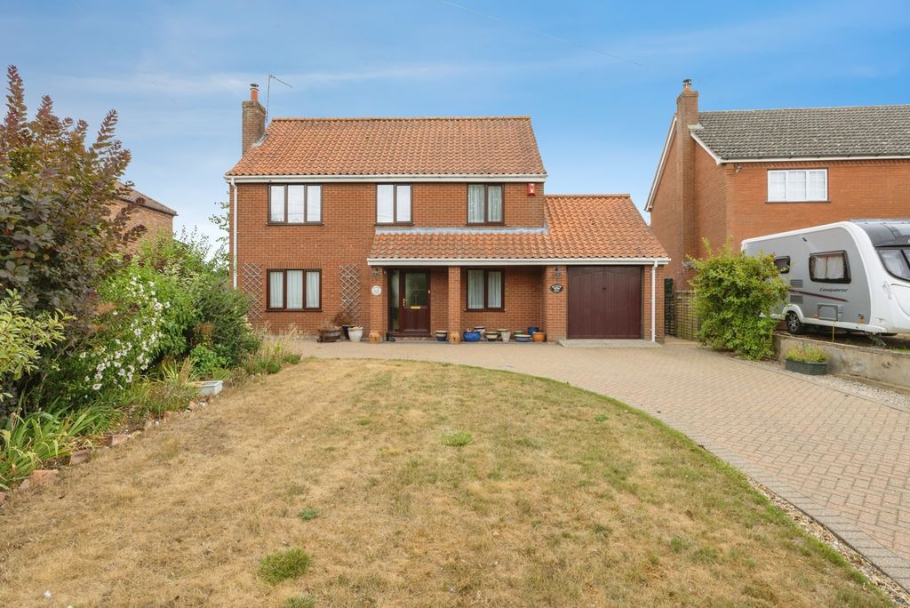 Property photo 1 of 32 Pbox-Img.Jpg