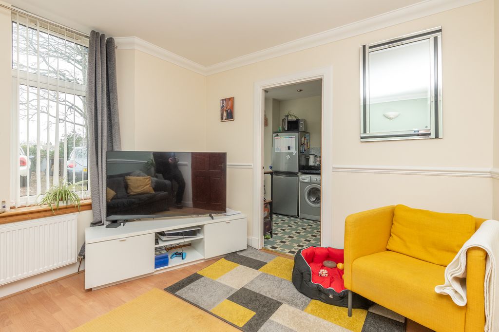 Property photo 3 of 30