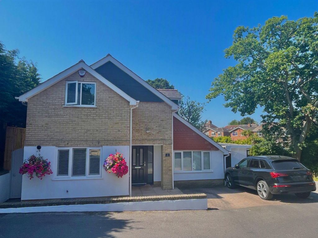 Property photo 1 of 22