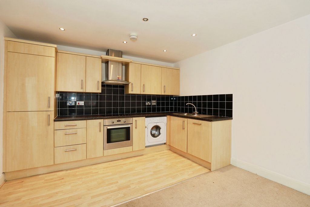 Property photo 2 of 12 Pbox-Img.Jpg