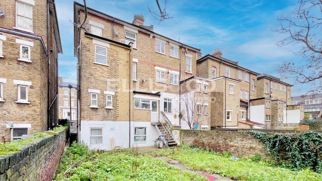 Property photo 3 of 21 Picture No. 03