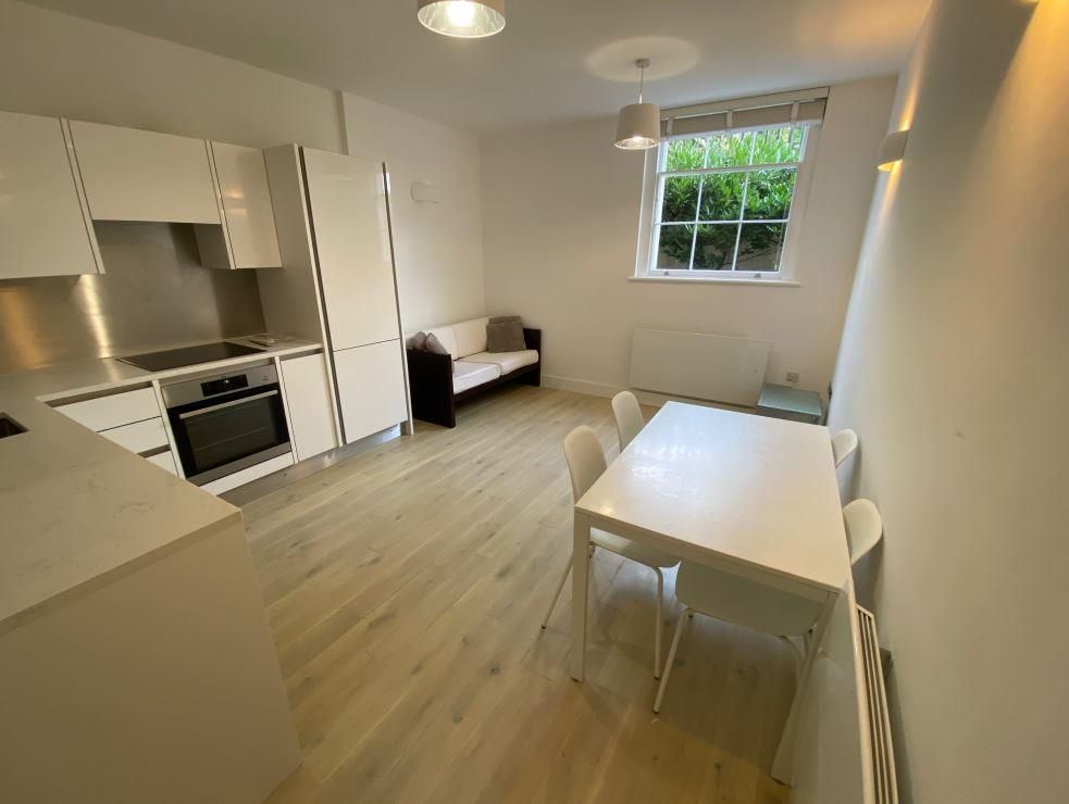 Property photo 2 of 7 Kitchen/Living