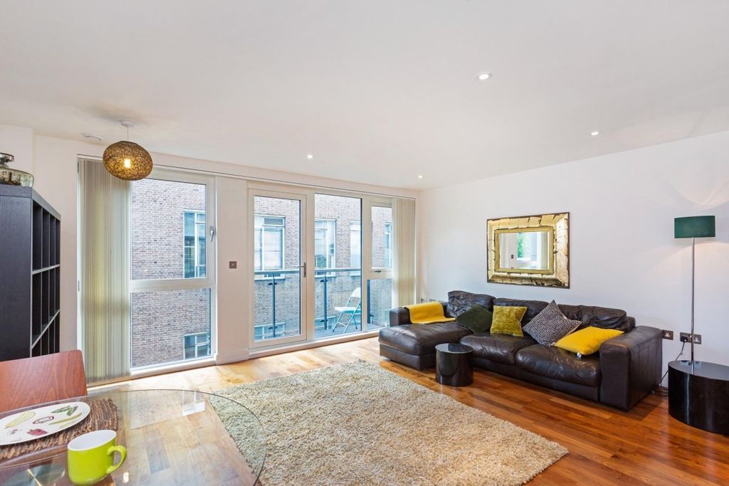 Property photo 1 of 14 16600_Kfh_Clerkenwel