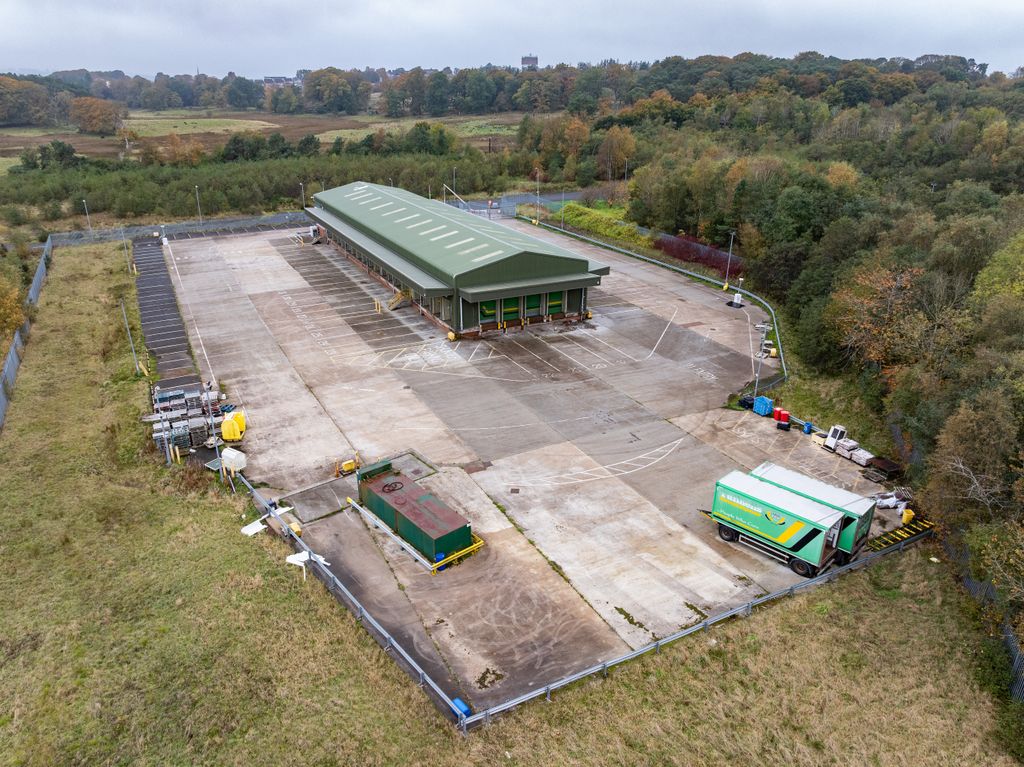 Property photo 2 of 5