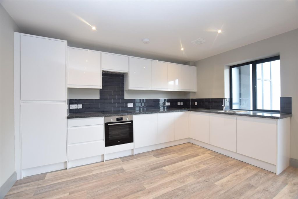 Property photo 2 of 8 Dsc_0701.Jpg