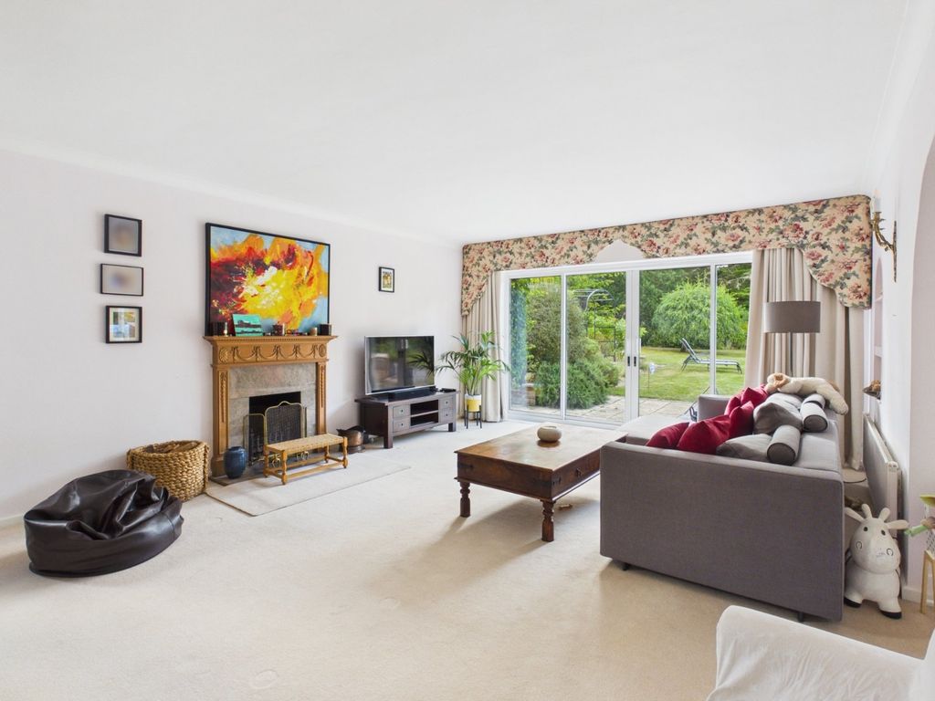 Property photo 2 of 30 Picture No. 02