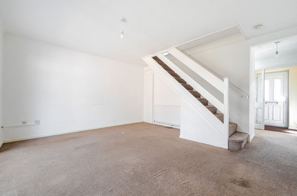 Property photo 3 of 13 1492933-7-6A54Fea...