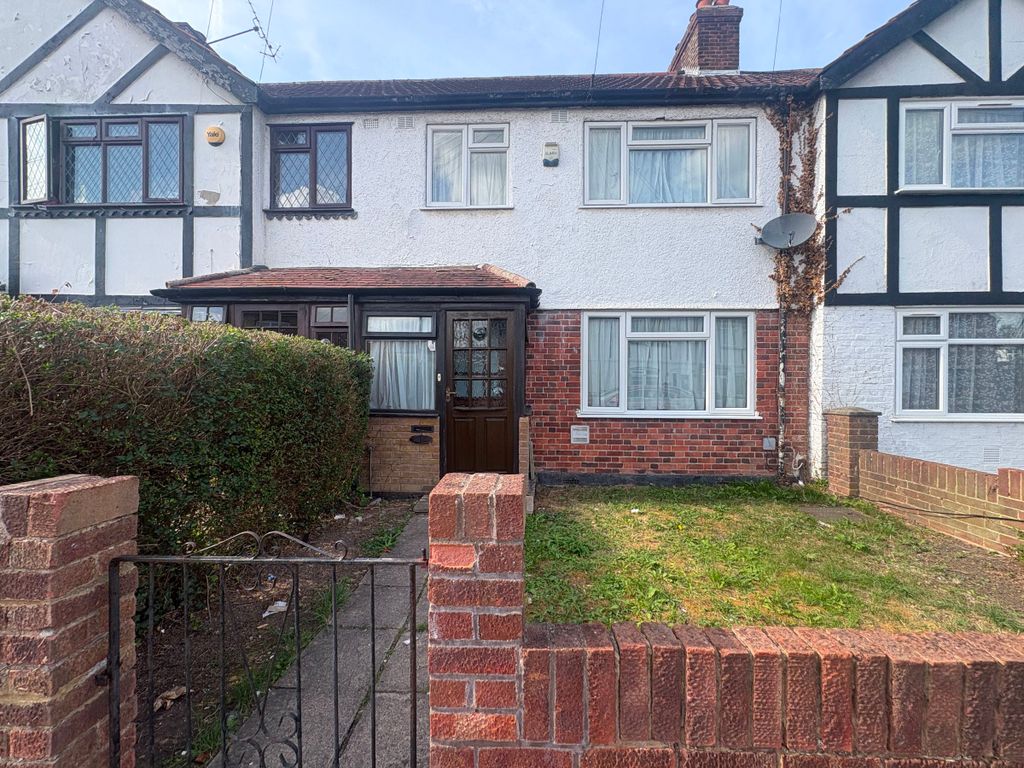 Property photo 2 of 17