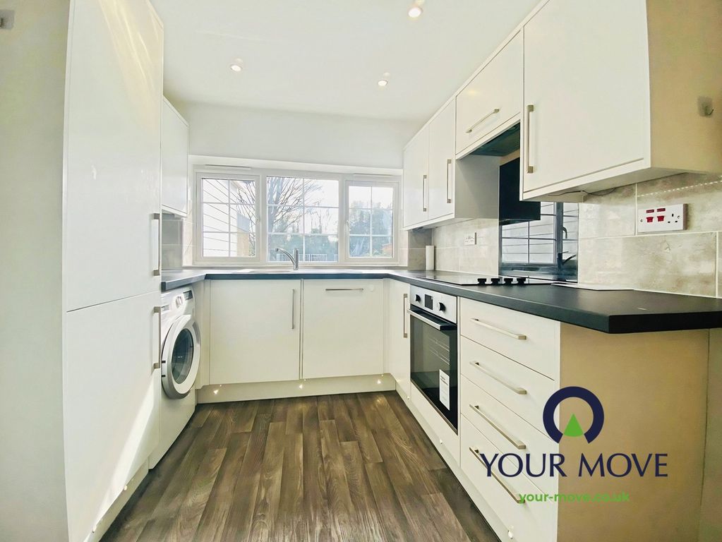 Property photo 2 of 8 Pbox-Img.Jpg