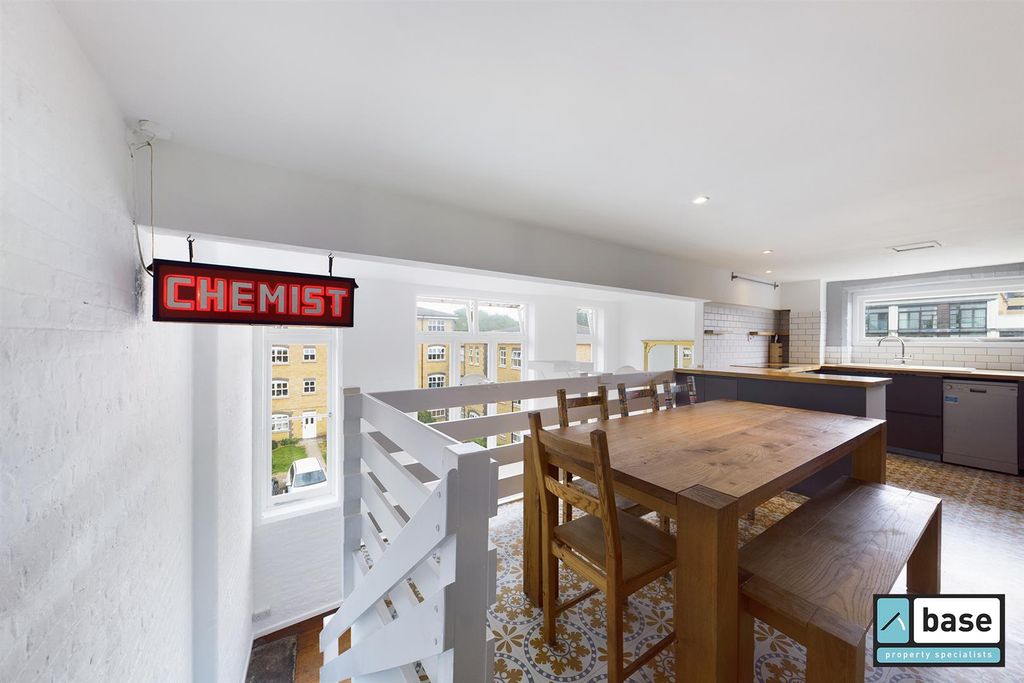 Property photo 2 of 13 Kitchen Diner