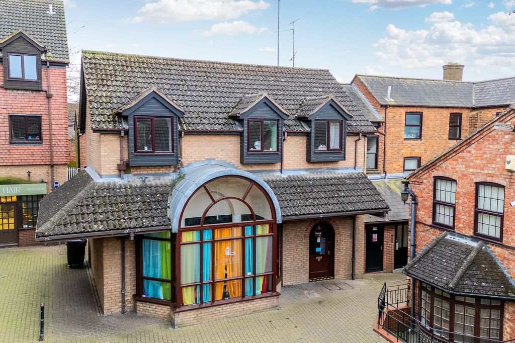 Property photo 1 of 7 Front (Whole Block Shown)