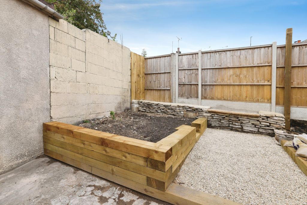 Property photo 3 of 13