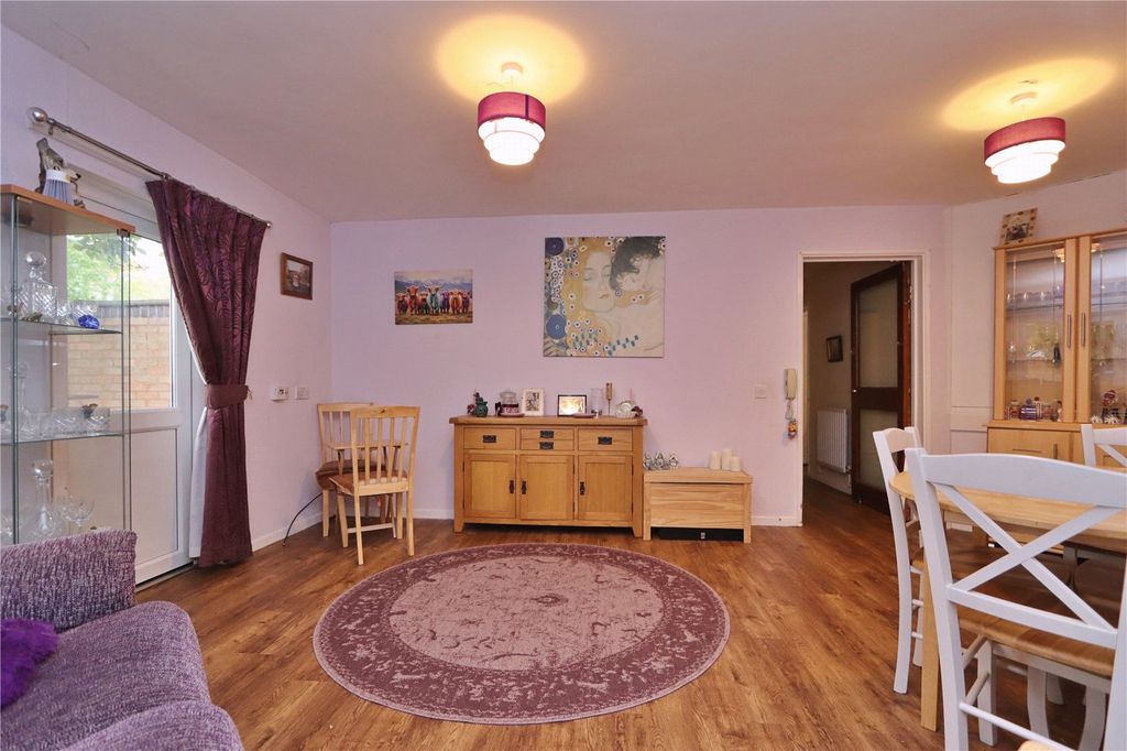 Property photo 3 of 11 Picture No. 08