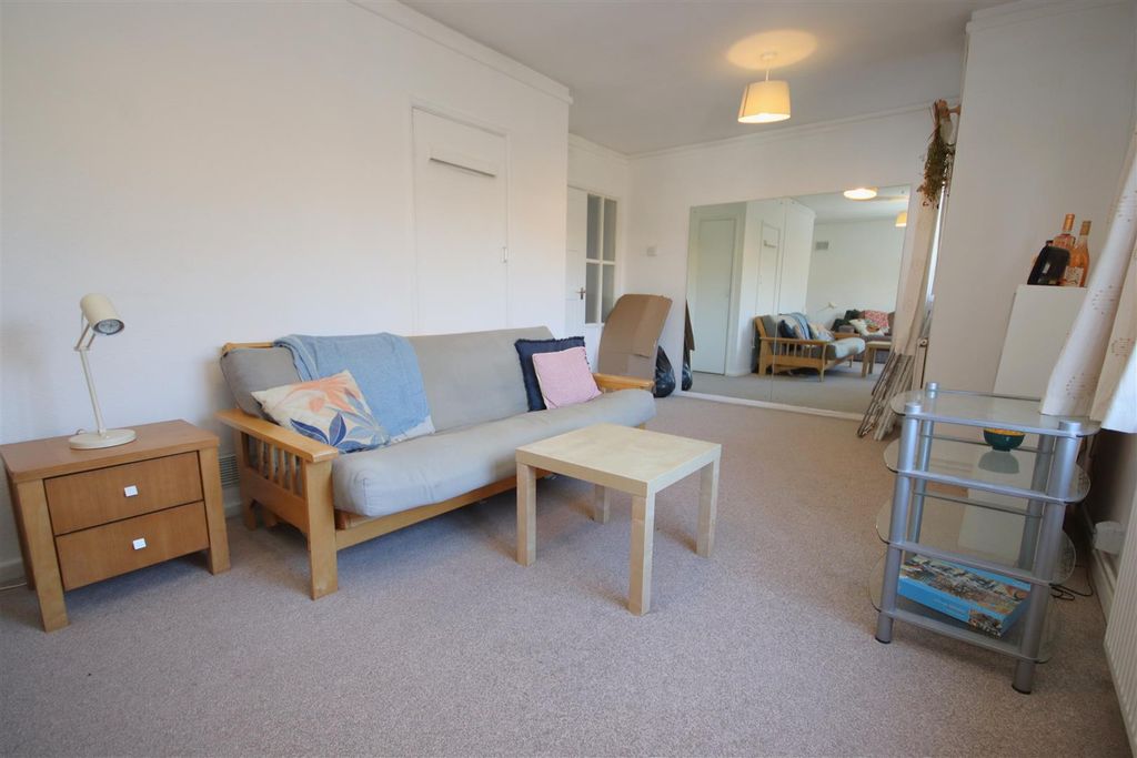 Property photo 3 of 11 Img_1472.Jpg