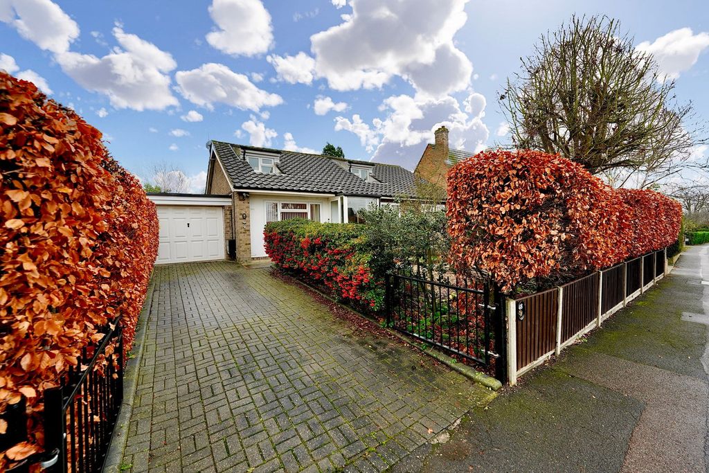 Property photo 1 of 20