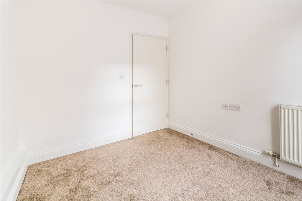 Property photo 3 of 6 Picture No. 01