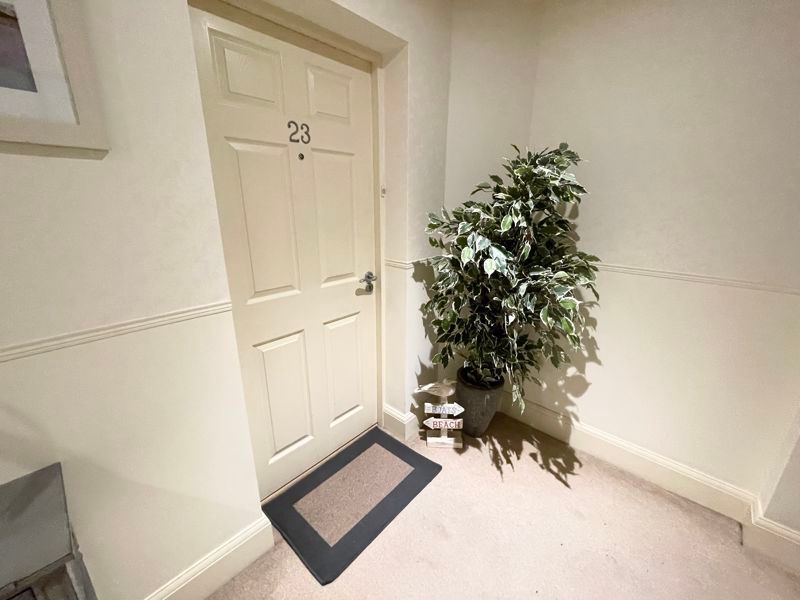 Property photo 2 of 23 Entrance