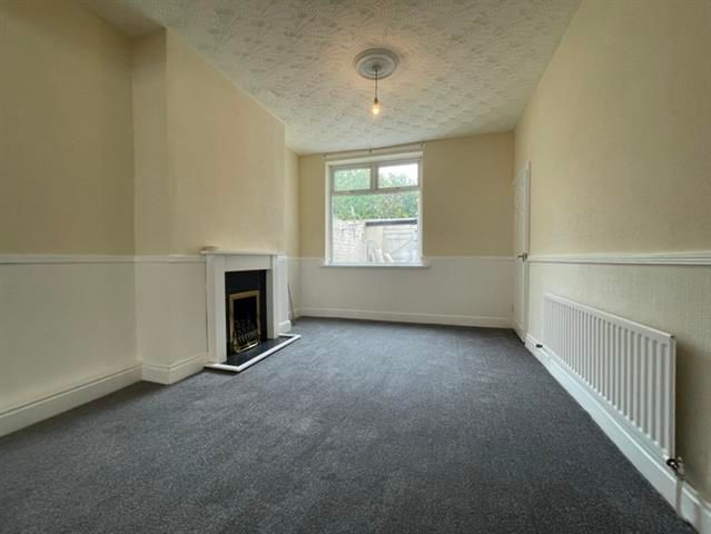 Property photo 3 of 11 Dining Room